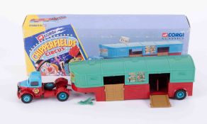 Corgi Chipperfield's Circus 'Bedford O Articulated Horsebox', boxed.