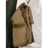 VINTAGE LADIES SHEEPSKIN COAT