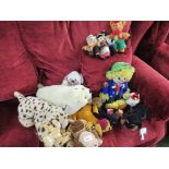 SMALL SELECTION OF SOFT TOYS (SOLD AS DECORATIVE ITEMS ONLY)