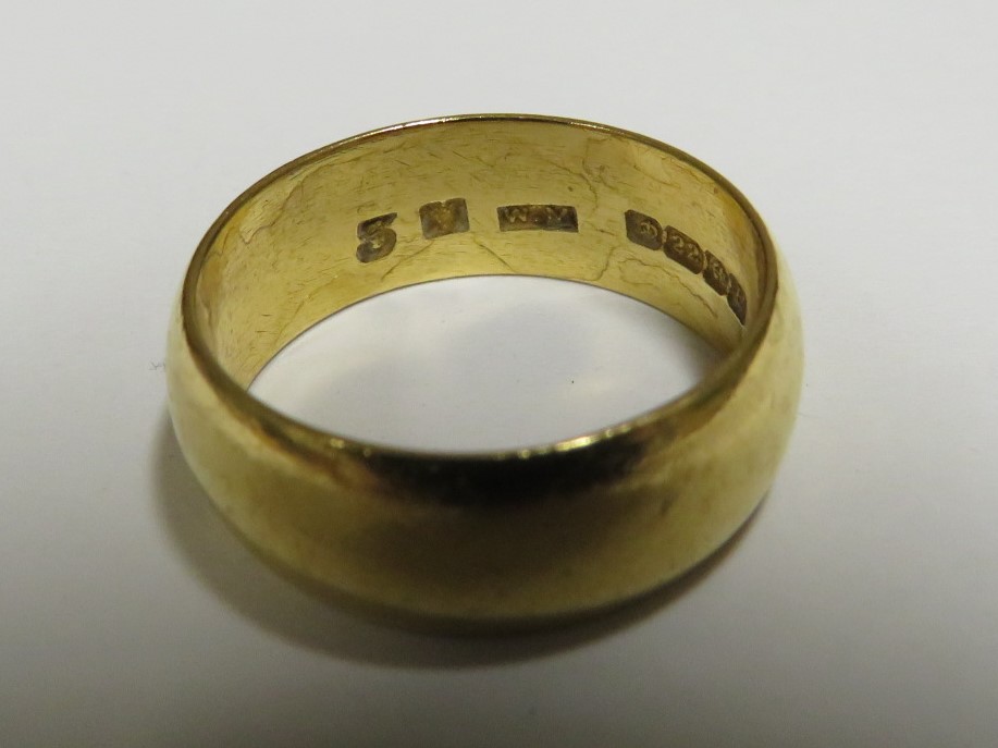 22 carat gold wedding band, British hallmarks, 8.7g - Image 3 of 4