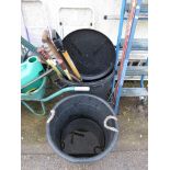 BLACK PLASTIC DUSTBIN, AND A BLACK PLASTIC TUB WITH ROPE HANDLES TOGETHER WITH A SELECTION OF