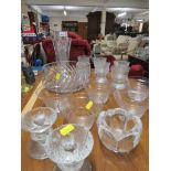 SELECTION OF CUT AND MOULDED GLASS INCLUDING FROSTED GLASS CANDLE HOLDERS, ETCHED GLASS VASE AND