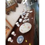 SELECTION OF DECORATIVE CHINA INCLUDING ROYAL CROWN DERBY 'DERBY POSIES' SMALL VASES, AND