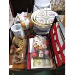 CHINA MIXING BOWLS, BAKING DISHES, PLANTERS, WRITING CASE, TOGETHER WITH OTHER DECORATIVE ITEMS.