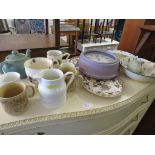 SMALL SELECTION OF DECORATIVE CHINA TOGETHER WITH A WALL CLOCK.