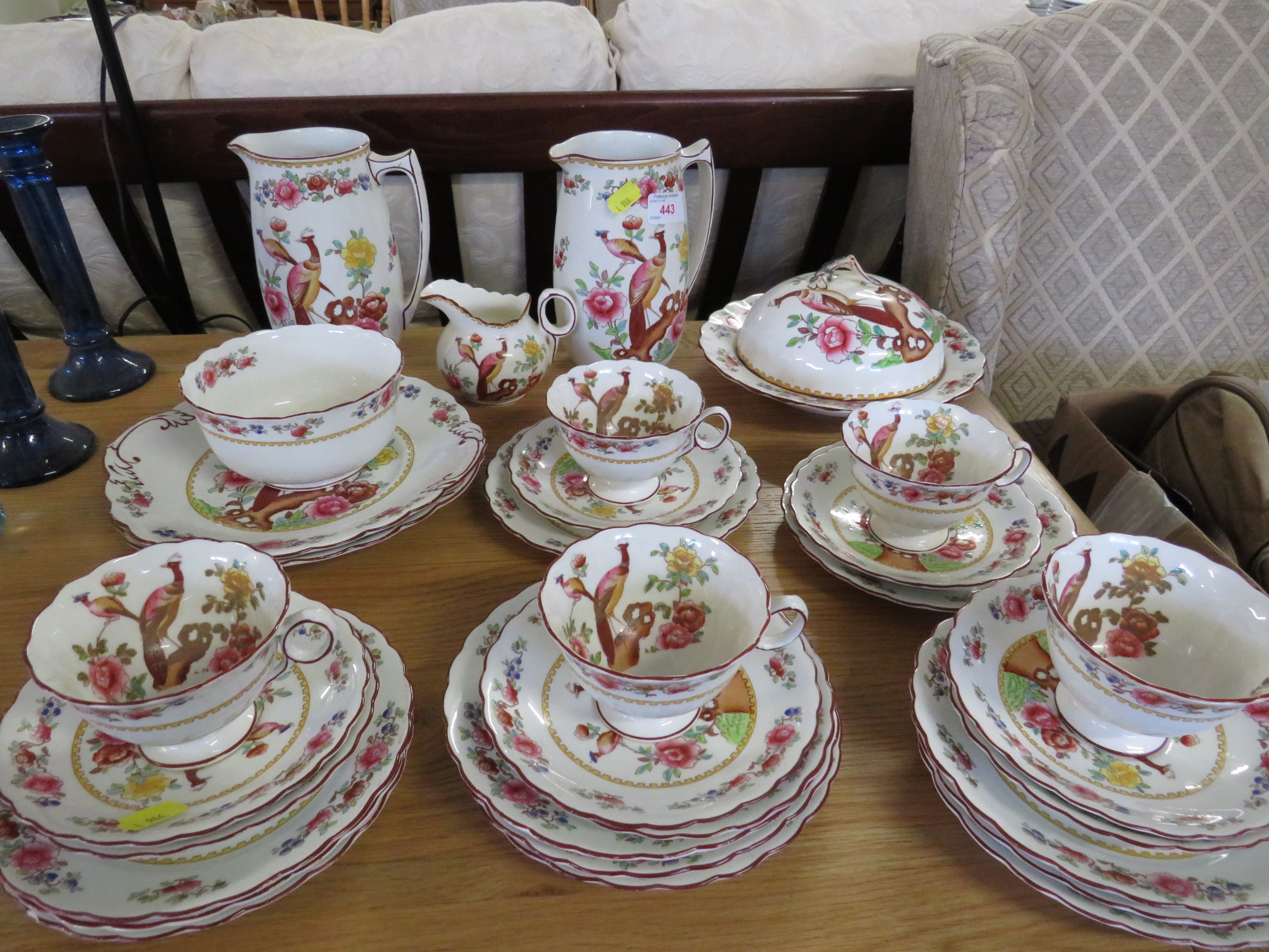 CERAMIC ART COMPANY LIMITED CROWN POTTERY OLD CHELSEA PATTERN TEAWARE INCLUDING CUPS, SAUCERS,