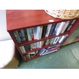 WOOD EFFECT THREE TIER OPEN SHELF BOOK CASE.