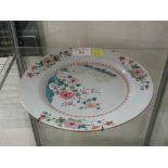 CHINESE PORCELAIN FAMILLE ROSE PLATE DECORATED WITH SHEEP AND FLOWERS