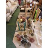 BRASS TABLE LAMP AND OTHER BRASS, METAL AND COPPER WARE. (TABLE LAMP NEEDS ATTENTION - LAMP HOLDER)