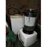 DURONIC SOUP MAKER (NEEDS ATTENTION - SAFETY SWITCH) AND A LG BREAD MAKER.