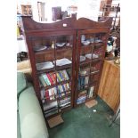 VICTORIAN GLAZED MAHOGANY VENEERED BOOK CASE WITH FOUR INTERNAL SHELVES. (AF)