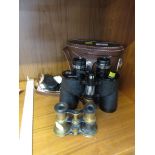 PAIR OF SWIFT EIGHT BY FORTY BINOCULARS WITH CASE AND BRASS FIELD BINOCULARS.