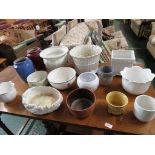 SELECTION OF CHINA AND POTTERY VASES, PLANTERS AND BOWLS.
