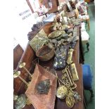 LARGE SELECTION OF COPPER AND BRASS WARE INCLUDING DESK WEIGHTS , COUNTER BELL , BEATEN COPPER