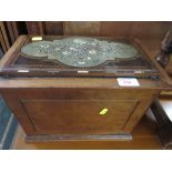 WALNUT VENEER ENCLOSED LETTER RACK WITH IN LAID POLISHED STONE AND MOTHER OF PEARL LID.