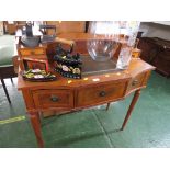 BERESFORD AND HICKS MAHOGANY AND YEW VENEER WRITING DESK WITH LEATHER SCRIBER AND TAPERED LEGS.