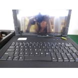 PORTFOLIO TABLET IN CASE WITH INTEGRAL KEYBOARD