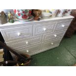 ALSTONS HAVANA SEVEN DRAWER CHEST OF DRAWERS IN A WHITE FINISH.
