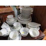 SELECTION OF GLASS DINNER AND TEA WARE.