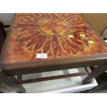 MID WOOD TILED TOP OCCASIONAL TABLE.