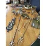BRASS AND OTHER METAL WARE INCLUDING VASE, SCOOP AND OTHER ITEMS.