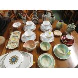 SELECTION OF CHINA INCLUDING ROYAL VALE CUPS AND SAUCERS, SUSIE COOPER TEA WARE AND OTHER ITEMS.