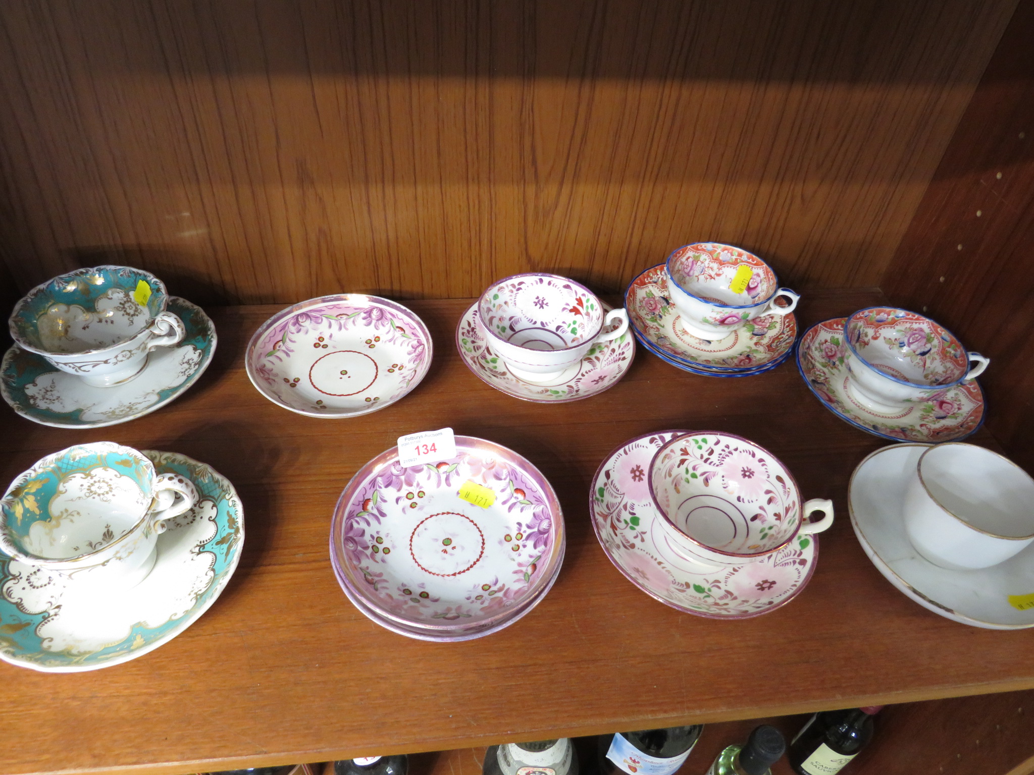 SELECTION OF 19TH CENTURY FLORAL PATTERN TEA CUPS AND SAUCES. (AF)