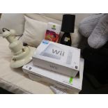 NINTENDO WII CONSOLE, WII COMPATIBLE BALANCE BOARD , CEILING LIGHT. *