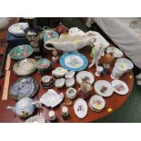 LARGE SELECTION OF ASSORTED CHINA AND PORCELAIN. (AF)