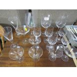 SMALL SELECTION OF STEMMED DRINKING GLASSES. *