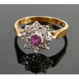 18ct ct gold gemstone set cluster ring: Size P, weight 3.5g.