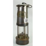 E Thomas & Williams Presentation Miners / Safety Lamp: