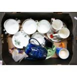 A mixed collection of items to include: Aynsley lily of the valley soup bowl & saucers, Roy