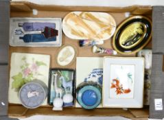 A mixed collection of items to include: decorative trays, tube lined wall tile, enamelled bowl,