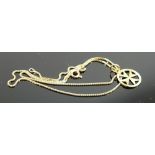 18ct gold necklace with pendant, 4.4g.