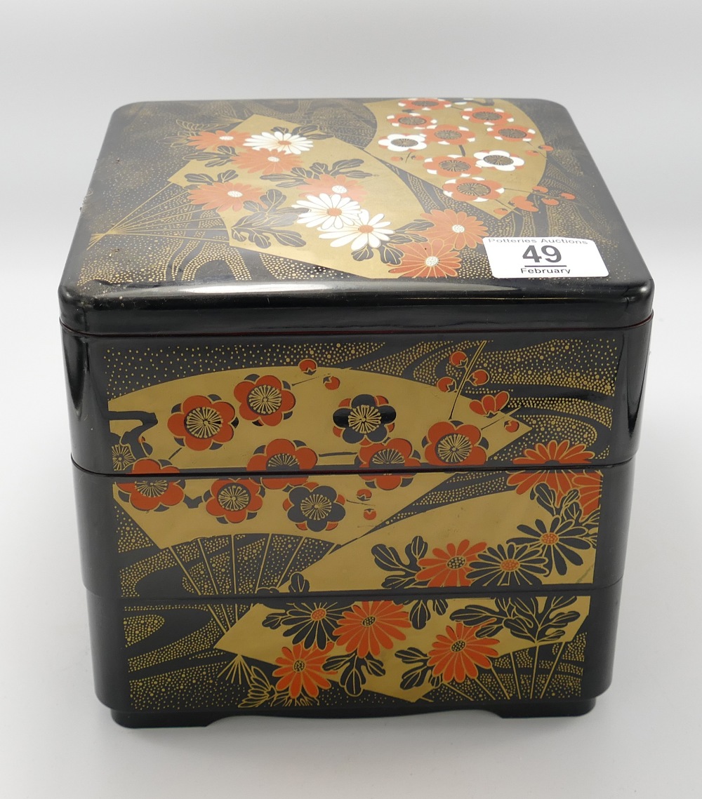 Modern lacquered Japanese three staged box: height 19cm