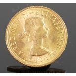 1966 gold Full Sovereign: Elizabeth II and St George and the dragon.