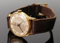Vintage Roamer gentlemans automatic wrist watch: Antimagnetic with leather strap.
