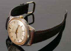 Vintage Timex gentlemans automatic wrist watch with leather strap: