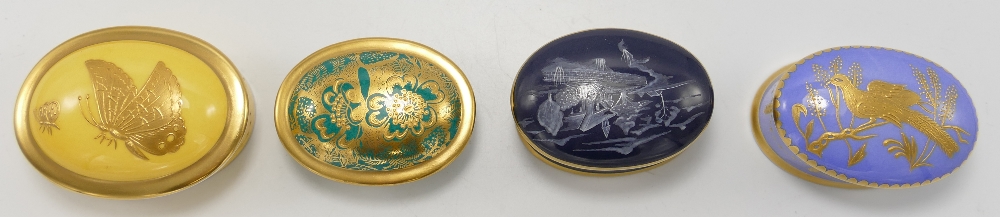 A collection of Minton prototype pill boxes: Date from 1990s including Pate sur Pate, - Image 3 of 3