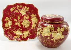 Wedgwood Ruby Tonquin ginger jar and cover and plate: Height of jar 15cm.