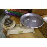 Vintage kitchen scales: with weights