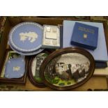 A mixed collection of items to include: Wedgwood Jasperware plates, resin plaques etc.