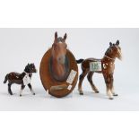 Beswick shire foal 951: together with a Shetland pony 1034 and a troy wall plaque ( 3)