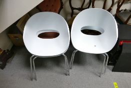 Set of 4 Composite Plastic Modern Designer Dining Chairs(4):
