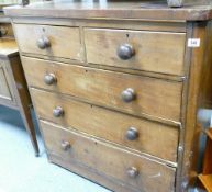 Early 20th Century Distressed Chest of 2 over 3 Drawers