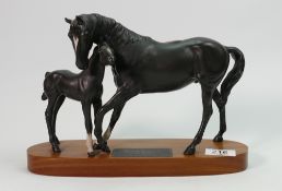 Beswick Black Beauty & Foal: on wooden plinth