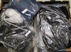 A quantity of denim jackets: various sizes (2 trays).