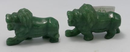 Two Hard Stone Lion Figures: height of tallest 5cm(2)