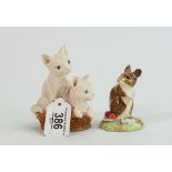 Beswick studio sculpture kittens "I spy": and Beswick mouse with berries. (2)